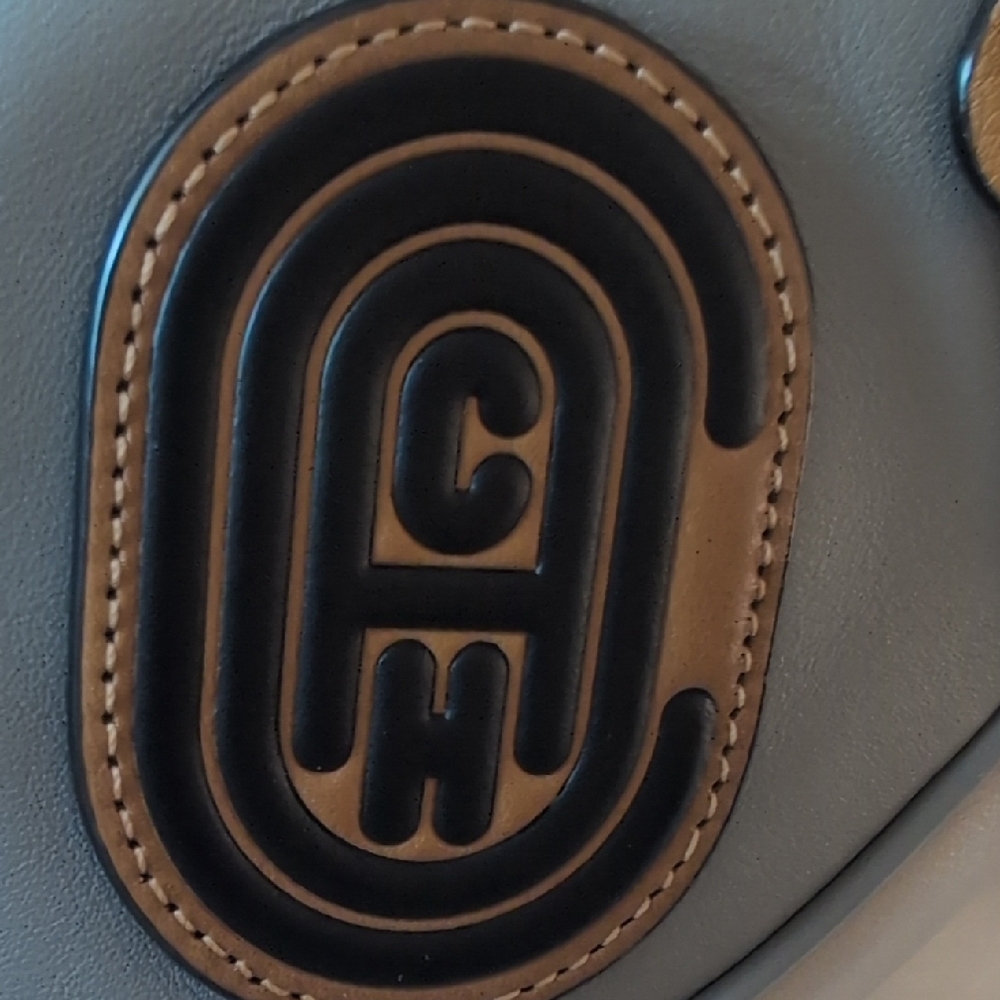 Coach Rivington Belt Bag - Picture 4 of 9